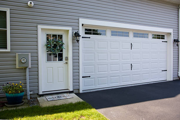 24/7 Emergency Garage Door Panel Replacement experts in Atascadero, CA